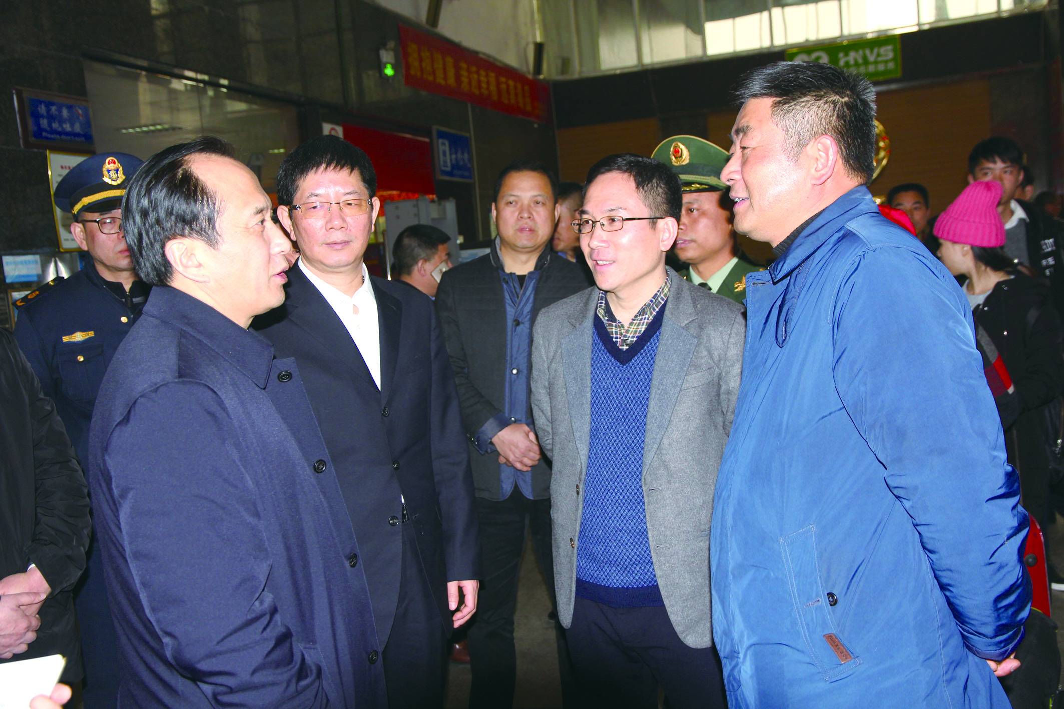 2月8日，副省長、省公安廳廳長許顯輝來我司督導安全生產(chǎn)工作